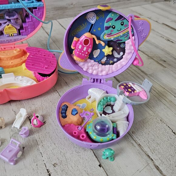 Lot Of Polly Pocket Compacts Accessories Alien Figurine Cat Strawberry Girlhood - Picture 5 of 10